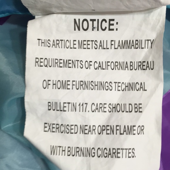 Hannah Montana Miley Cyrus roll up sleepover - Picture 4 of 4